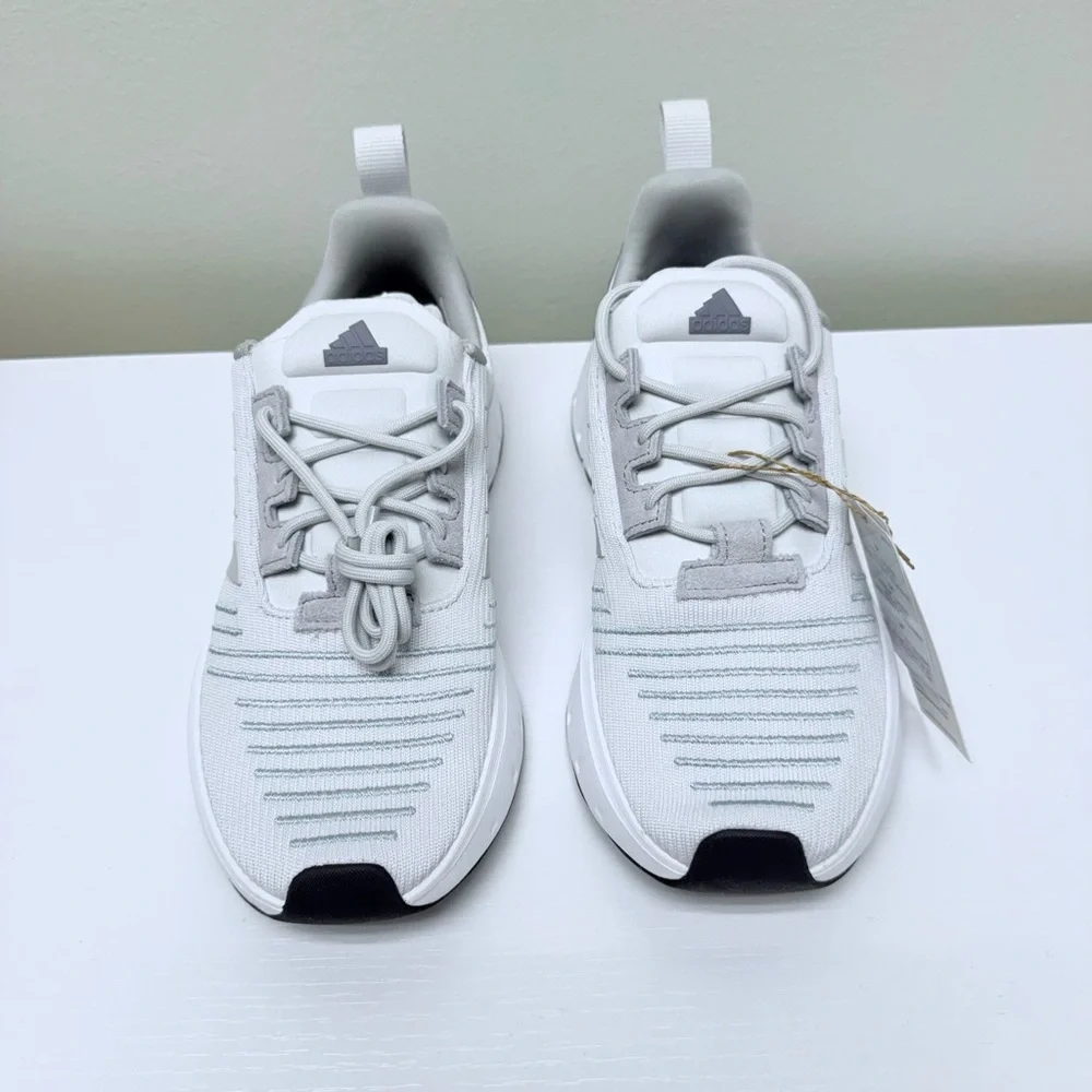 New Adidas Swift Run Women's Shoes, US 6 / Dash Grey/Dash Grey/ Magic Grey